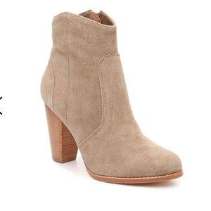 Joie booties